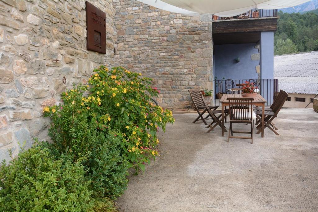 Monegal Hotel Sant Llorenc de Morunys Exterior photo